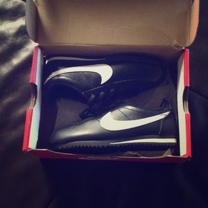 COPY - Unisex/Cortez running shoes